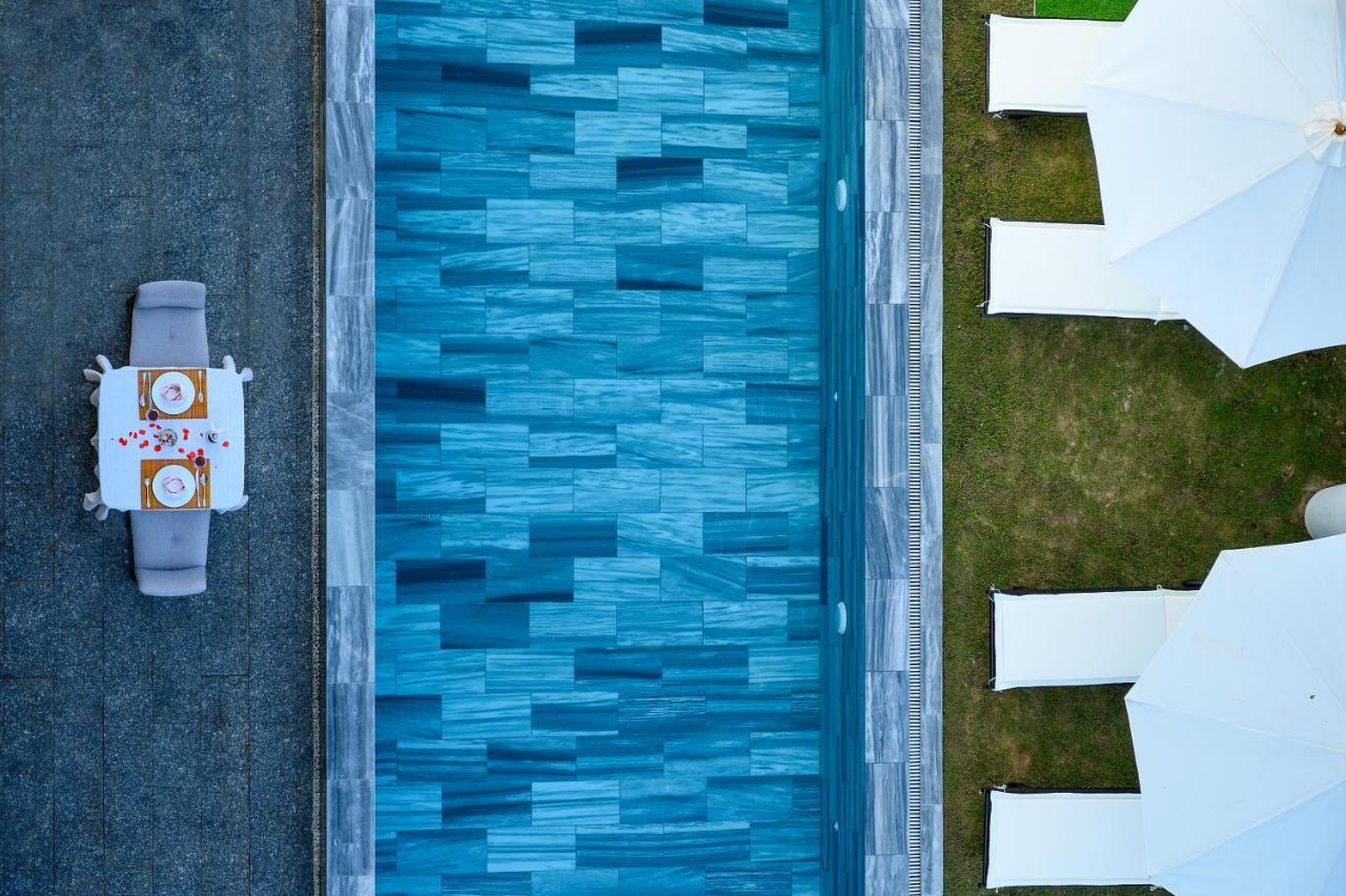 The Blossom Hoi An Ocean Front Hotel & Spa Exterior photo