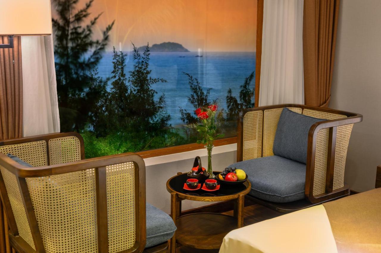The Blossom Hoi An Ocean Front Hotel & Spa Exterior photo