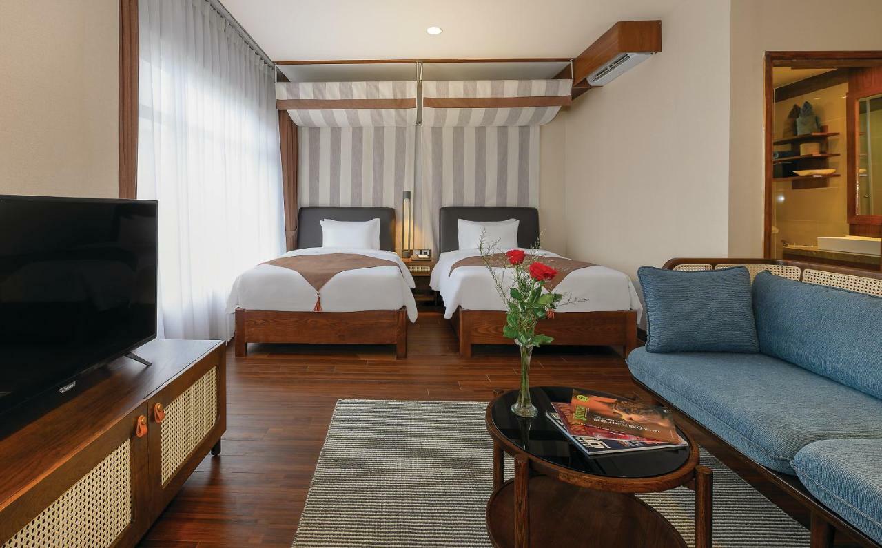 The Blossom Hoi An Ocean Front Hotel & Spa Exterior photo
